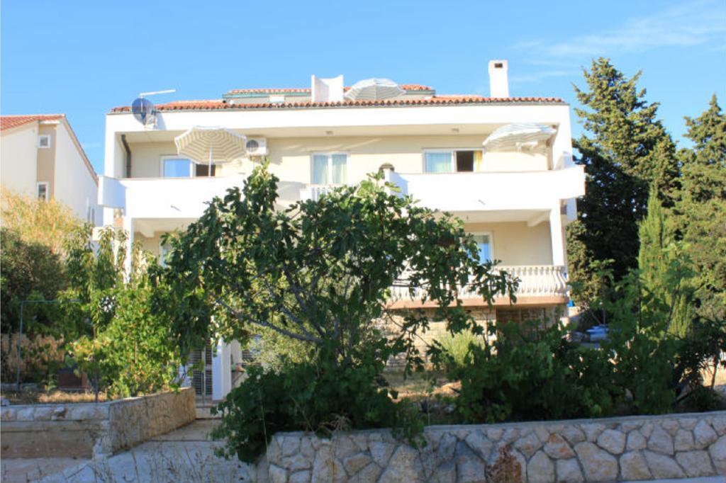 Cosmic Gate Apartments (Adults Only) Novalja Exterior photo